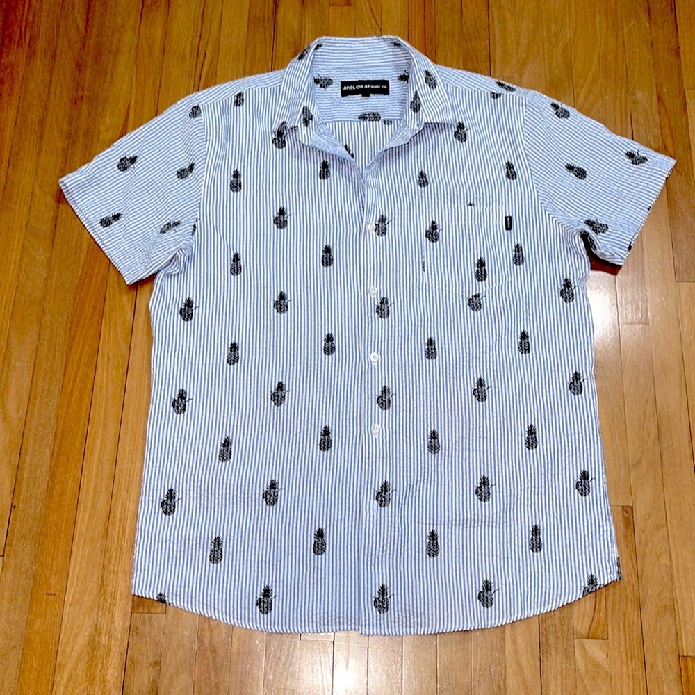 MOLOKAI SURF CO. Button down pineapple print
